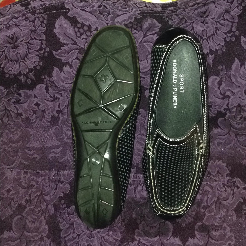 DONALD J PLINER SHOES In Great Shape!
